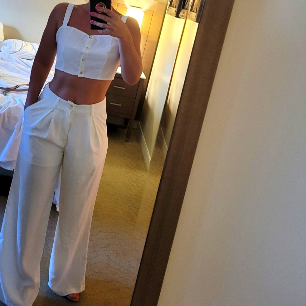 Wide Leg Pants and Cami Top Set In Size 4